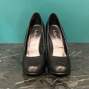 Mia black pleather platform 4.5” pumps,sz 8.5